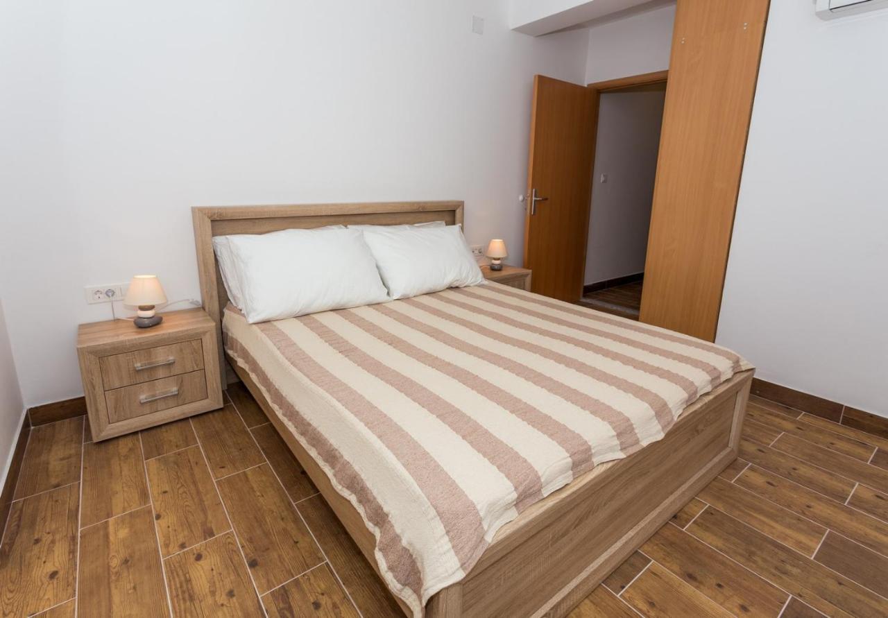 Apartamento Butique Maris Komarna Exterior foto